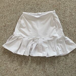 Skort with 3 pockets!